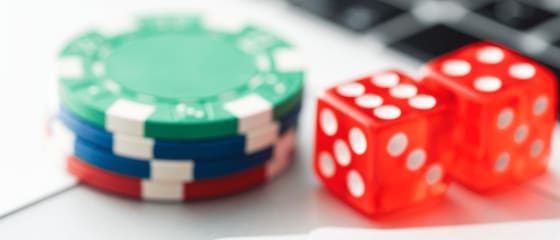 Онлайн-покер и стандартный покер — в чем разница?